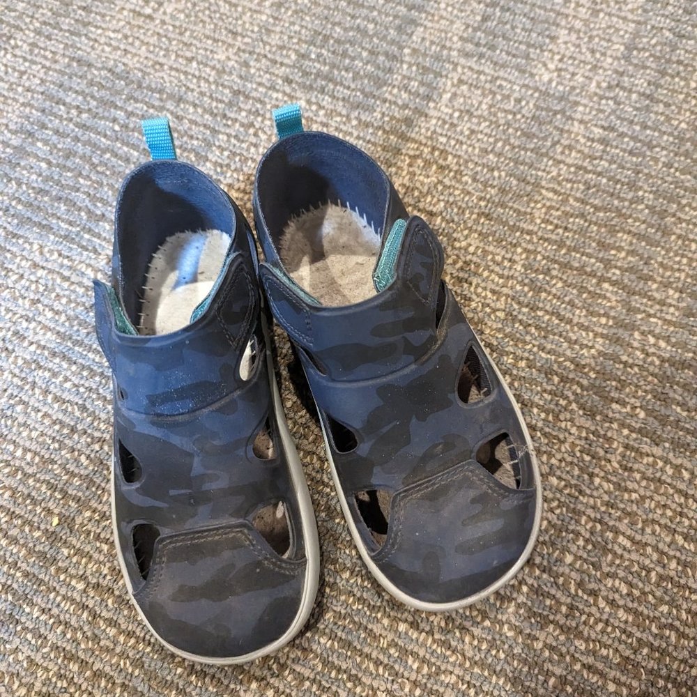 Ten Little Sandals, size 11.5